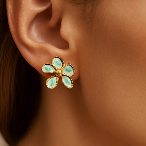 گوشواره زنانه استیل و میناکاری گالری عزیزی مدل گل یخ